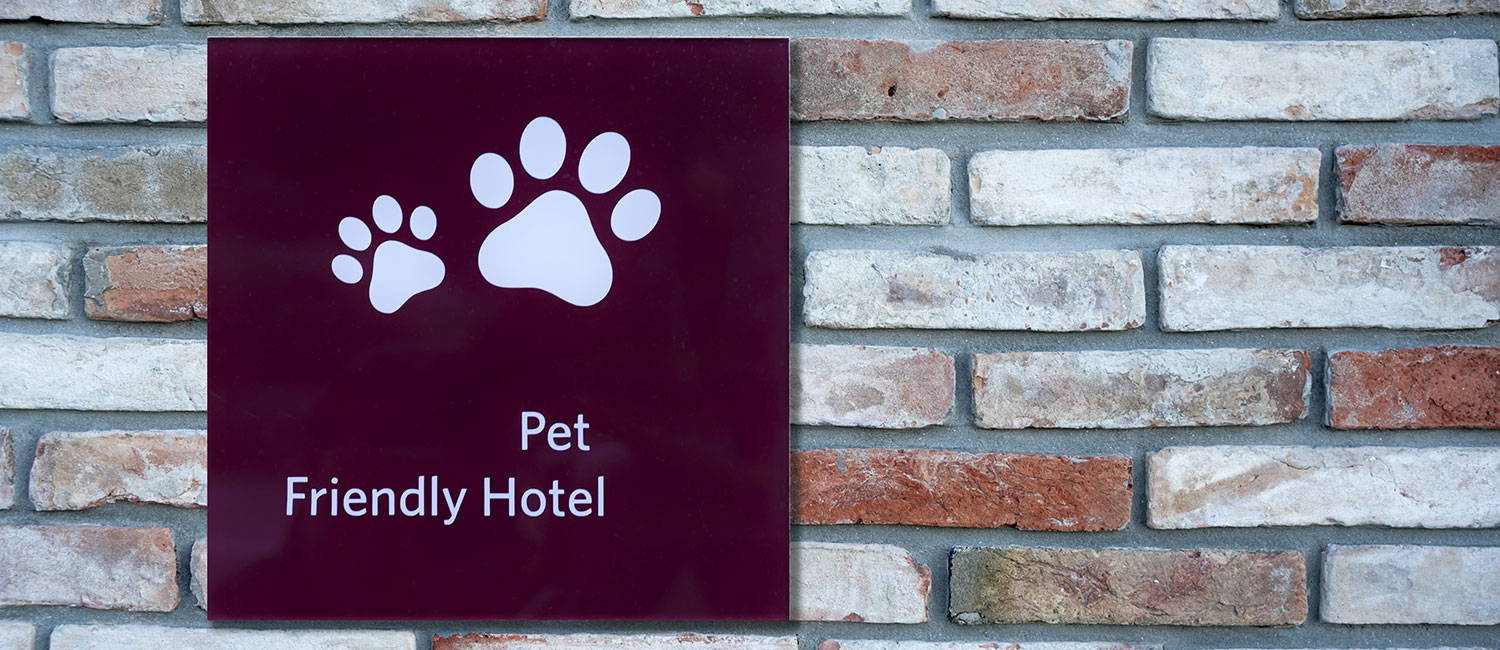 Pet-Friendly Wakeeney Hotel